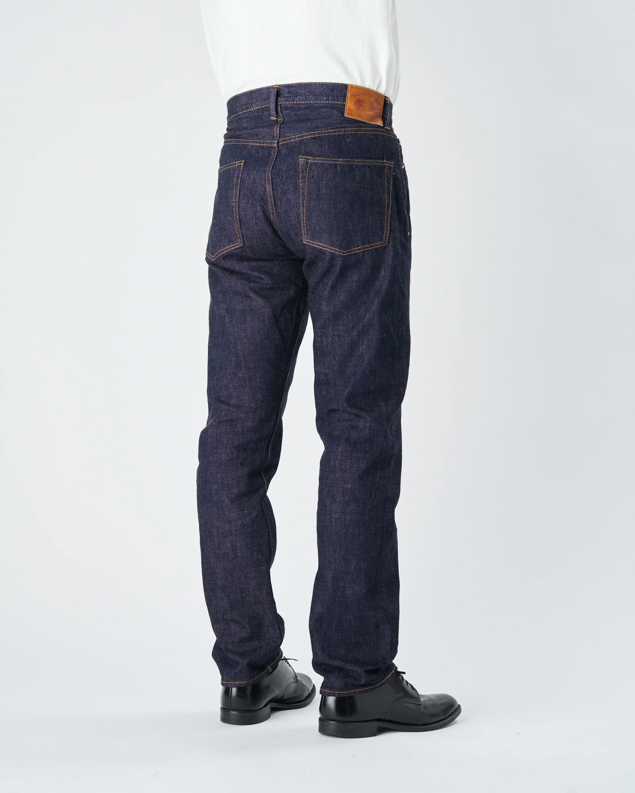 1103 - Clean Straight Denim - - Image 15